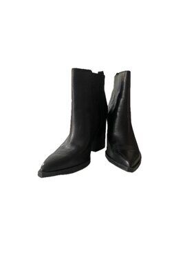 Marc Fisher Oshay Leather Booties Pull-on Pointed Toe Block Heel Women's 8 NEW